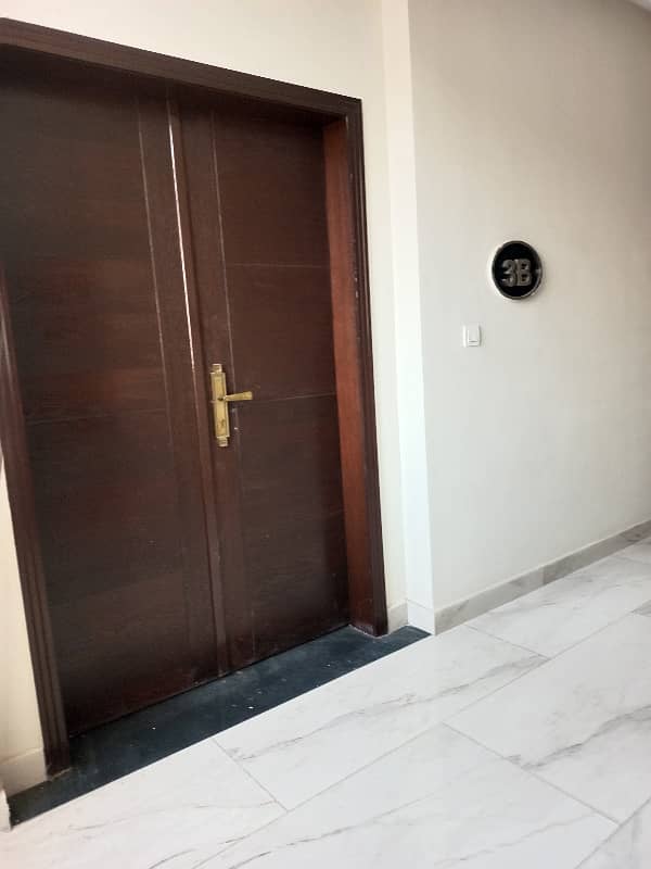 10 Marla Brand New Apartment for Sale in Askari 11 Lahore 18