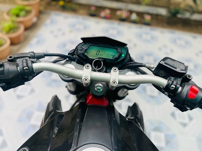 Benelli TNT 150i 3