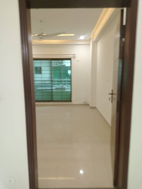 8 Floor Facing Lak Barnd New Apartment Available for Rent in Askari 11 Lahore 19