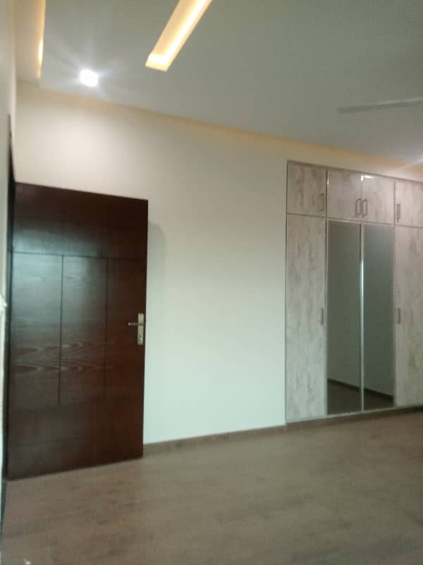 8 Floor Facing Lak Barnd New Apartment Available for Rent in Askari 11 Lahore 29