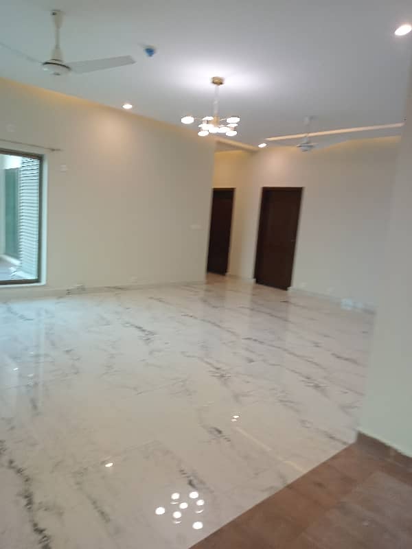 3 Bed Apartment Available For Sale In Askari 11 Lahore 14