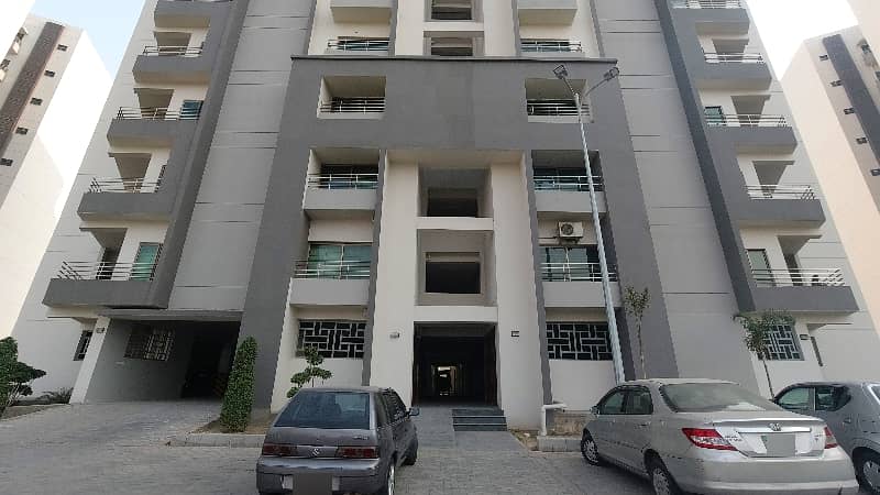 A Well Designed Prime Location Flat Is Up For sale In An Ideal Location In Lahore 2