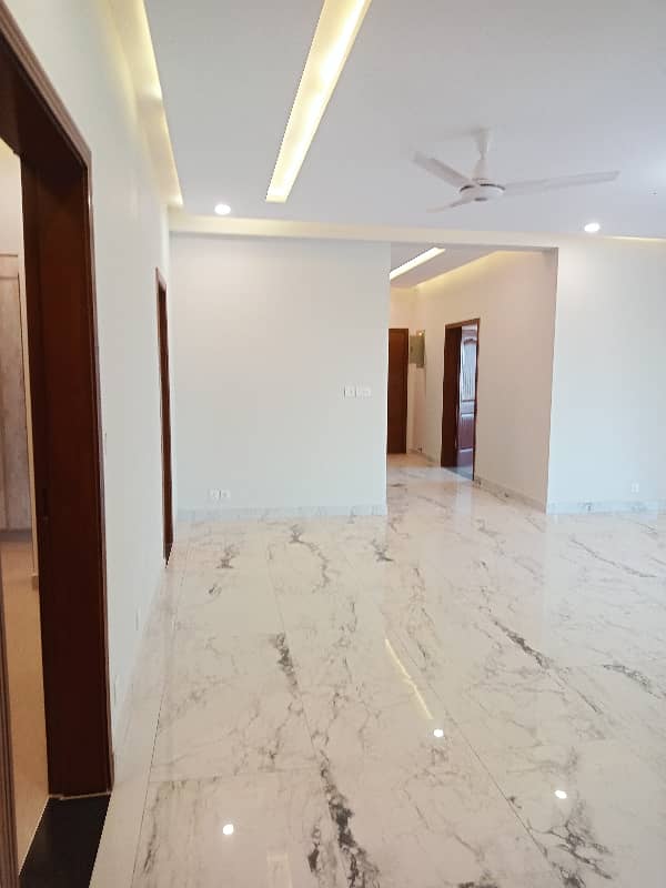 3 Bed Apartment Available For Sale In Askari 11 7