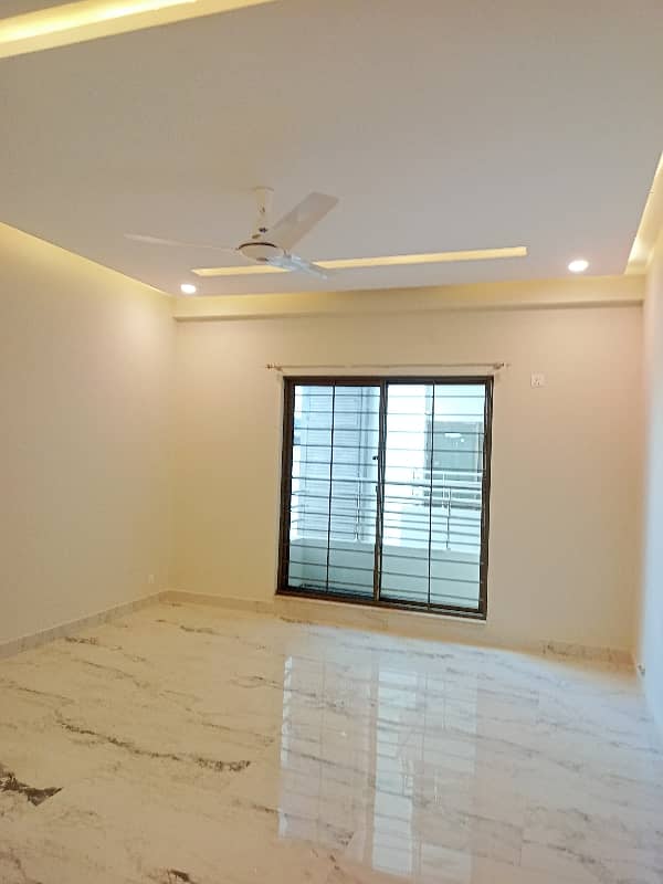 3 Bed Apartment Available For Sale In Askari 11 10