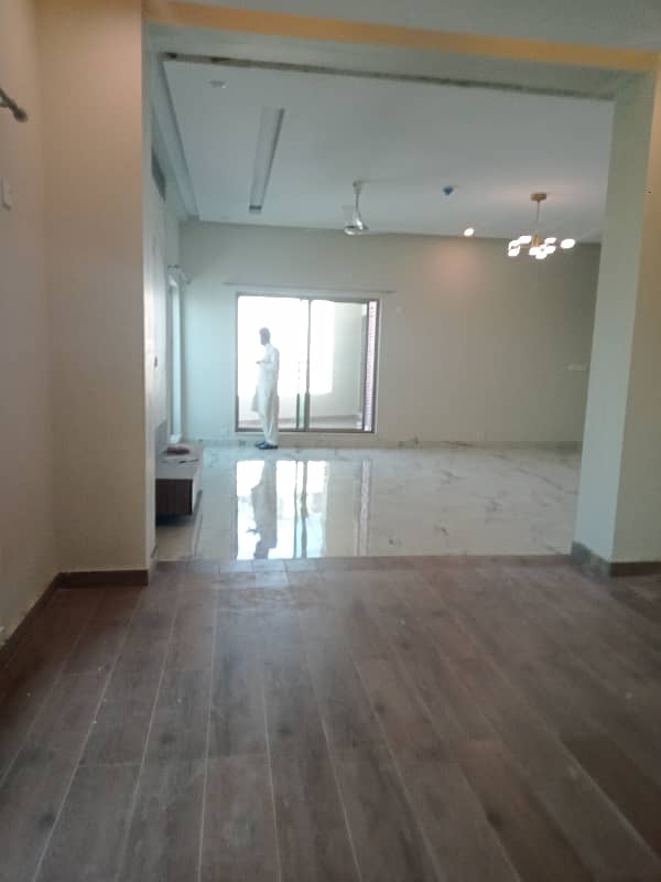 6 Floor Facing Lak Barnd New Apartment Available For Sale in Askari 11 Lahore 16