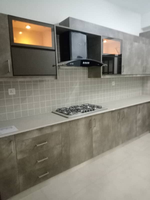 12 Marla 4 Bed Apartment Available For Rent In Askari 11 Lahore 1