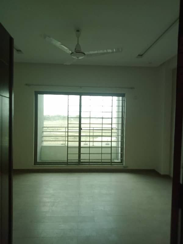 12 Marla 4 Bed Apartment Available For Rent In Askari 11 Lahore 22