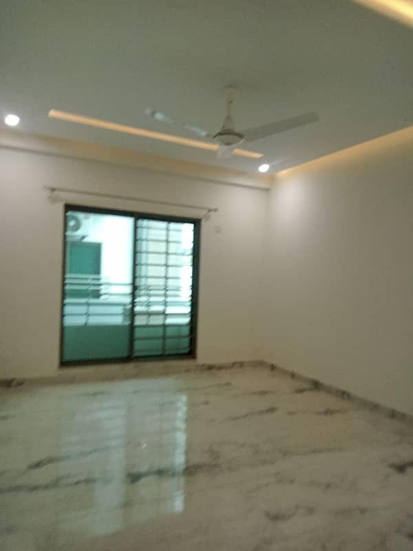 12 Marla 4 Bed Apartment Available For Rent In Askari 11 Lahore 30