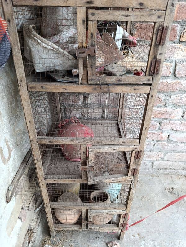 Used Cages And Dana saf karna wali machine 2