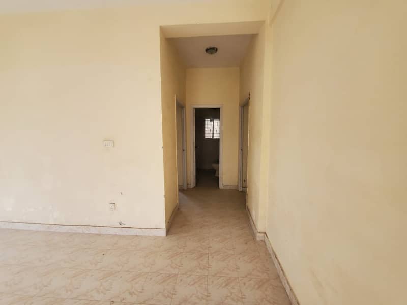 795sq-ft First floor Appartment available for rent in Awami villa 3 7