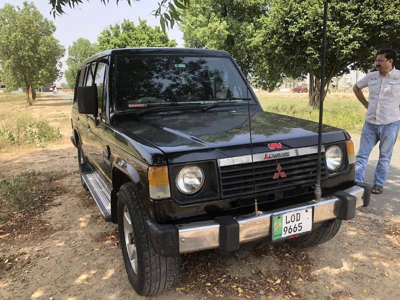 Mitsubishi Pajero 2013 19