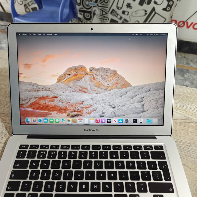 MacBook Air 2015  Core i5  8/256 2