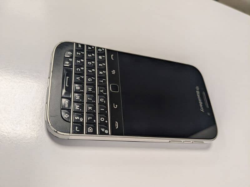 Blackberry Classic 3