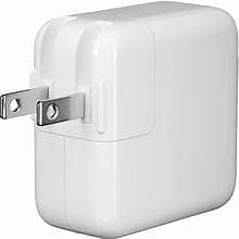 Apple 30W USB-C Power Adapter The 30W USB‑C Power Adapter offers fast 0