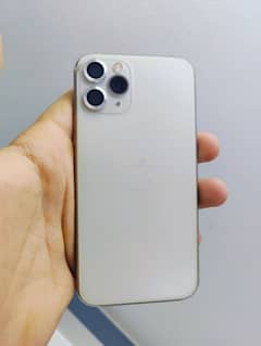 iPhone 11 pro White colour 64 GB non PTA water pack