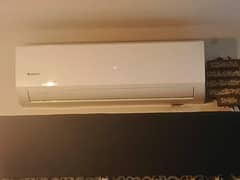 Gree 1.5 ton DC inverter heat and cool