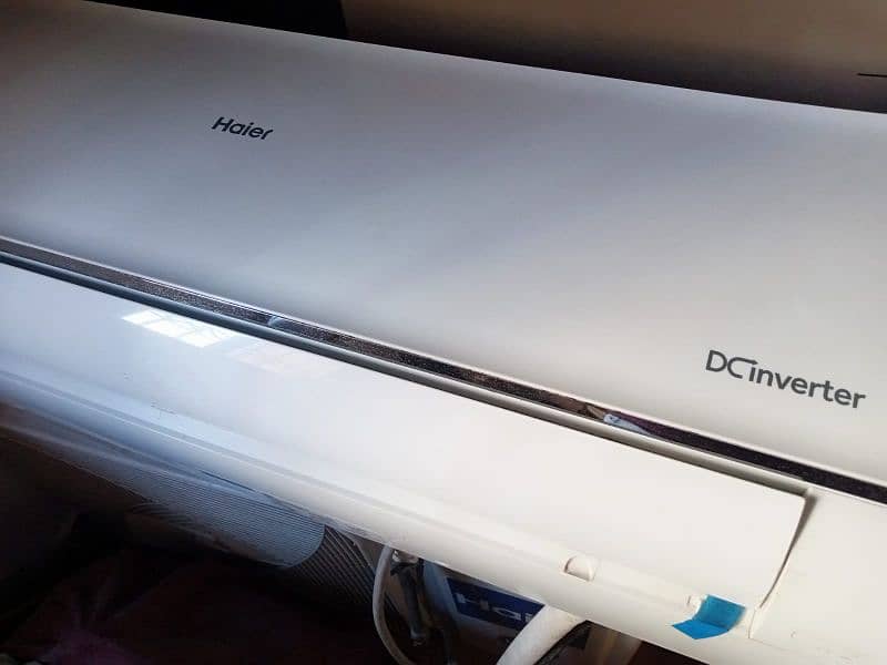 Haier 1.5 ton DC inverter heat and cool 1
