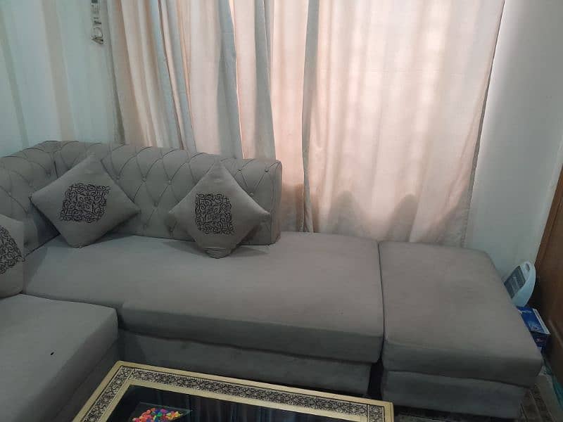 L Shaped 7-seater sofa set along with Fancy Central Table for sale 6