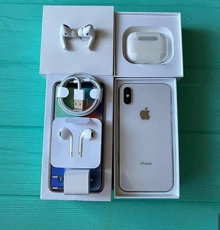 Iphone x pta approved 256gb my whatsapp number ( 0340 5184073 ) 0