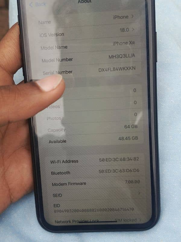 i phone xr all okay good condition 5