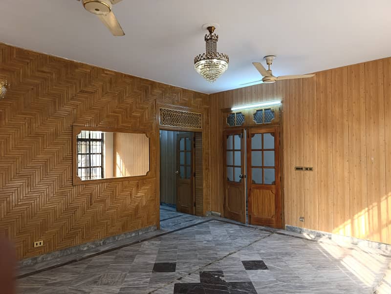 "12.5 Marla Double Story House for Sale in I-8 Islamabad - Reasonable Price!" 1