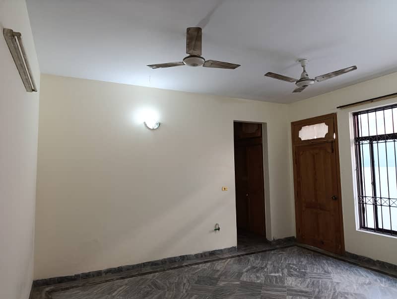 "12.5 Marla Double Story House for Sale in I-8 Islamabad - Reasonable Price!" 14