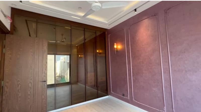 10 Marla House for Sale in DHA Phase 5 K Block Near Wateen Chown 21