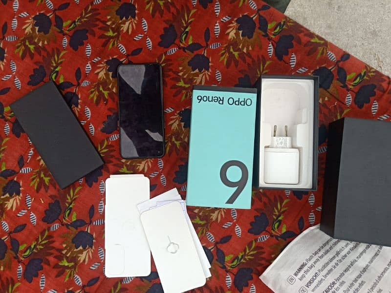 Oppo Reno 6 {8+8/128} with complete box and original charger 4