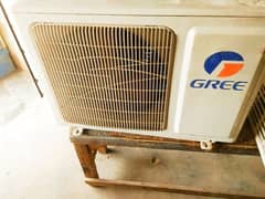 AC Gree One Ton in Use Condition