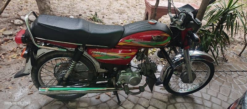 Channa bike road Prince 70 cc all okay call number 03291212757 1