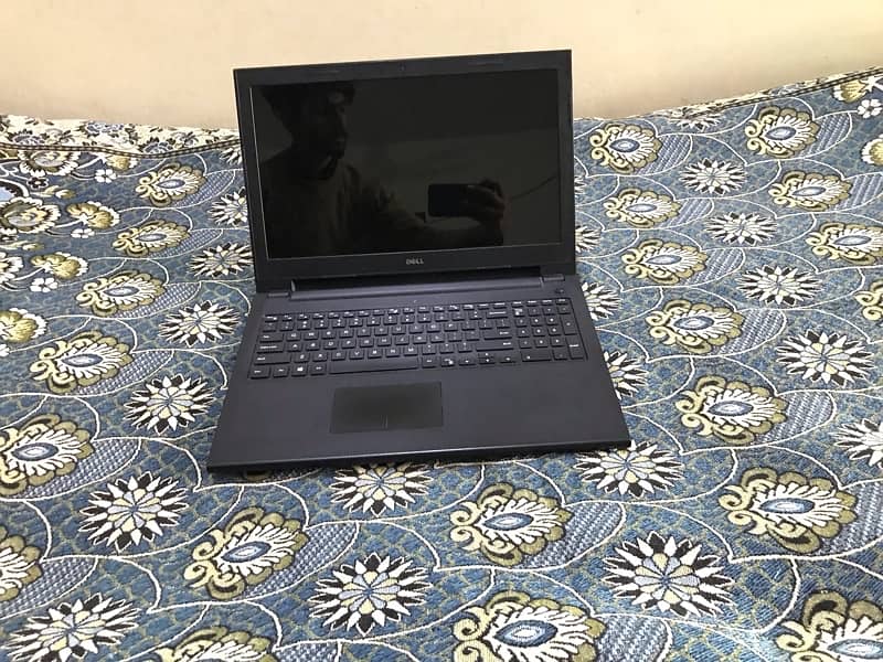 DELL LAPTOP - CORE i3 -4th generation - 8Gb ram +256gb hard + SSD - 3