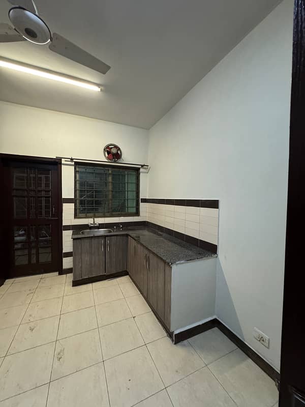 3 Bedroom Neat & Clean Apartment For Rent 4