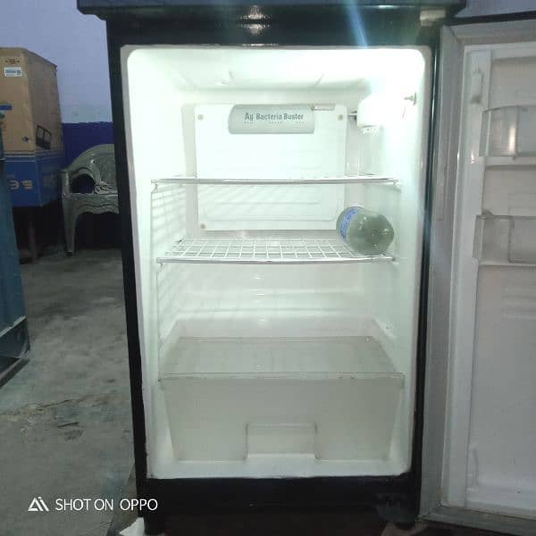 pel refrigerator urgent sell 2