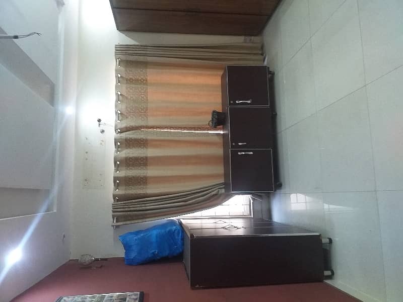 Lower Portion Available For Rent 2bedrooms TV Lounge Kitchen 3washroom 12