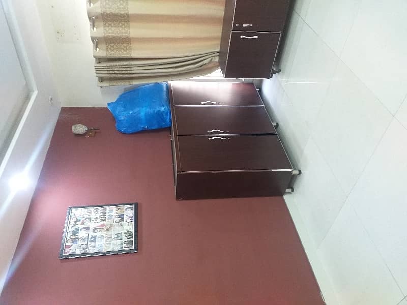 Lower Portion Available For Rent 2bedrooms TV Lounge Kitchen 3washroom 13