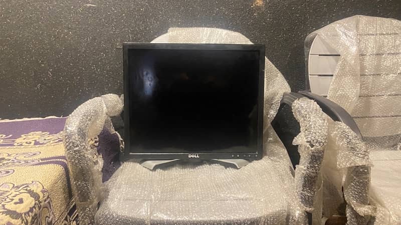 Dell  19 inch LCD 5