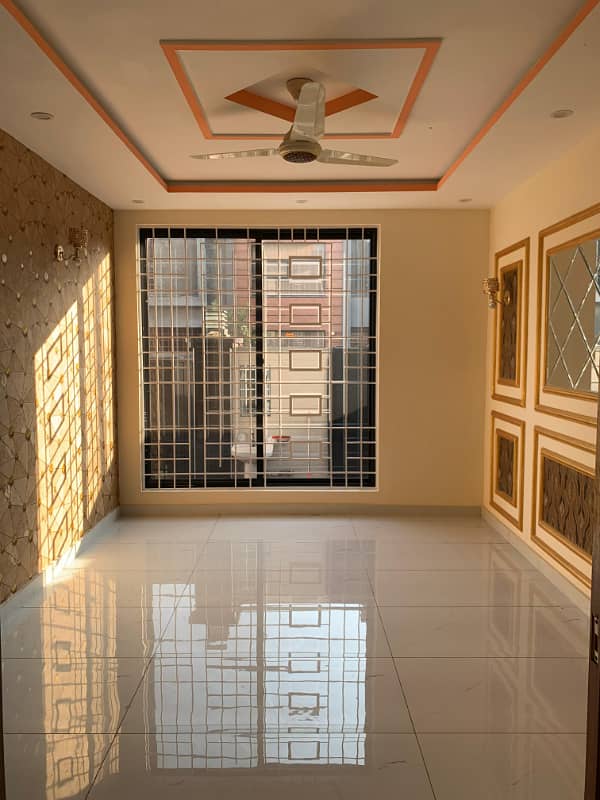 6 MARLA BRAND NEW HOUSE FOR SALE IN PARK VIEW CITY LAHORE 3