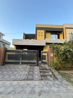 10 MARLA BRAND NEW HOUSE FOR SALE IN PARK VIEW CITY LAHORE