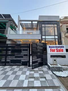 10 MARLA BRAND NEW HOUSE FOR SALE IN PARK VIEW CITY LAHORE