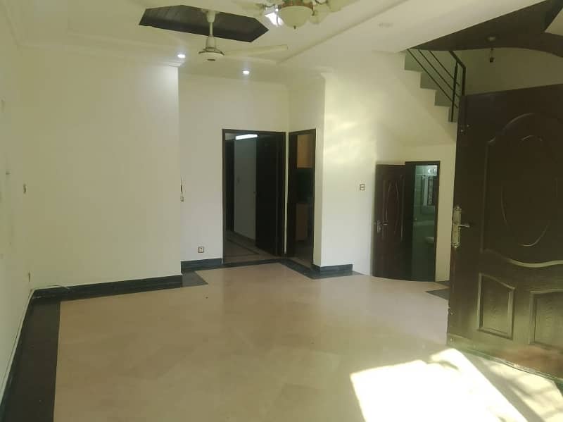 5 Marla Beautiful House Available For Rent In DHA Phase 5,Block D, Lahore Cantt. 15