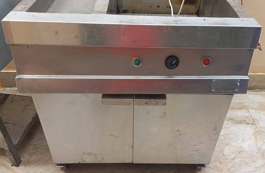 Double frier with tray 4