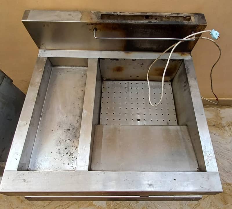 Double frier with tray 7