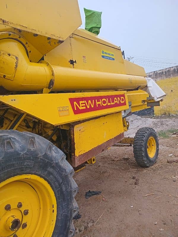 8050 new. holland 82 model good condition  neat and clean 1