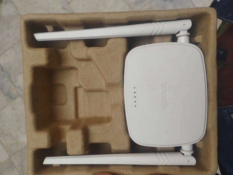 Tenda N300 Wifi xPON ONT 0