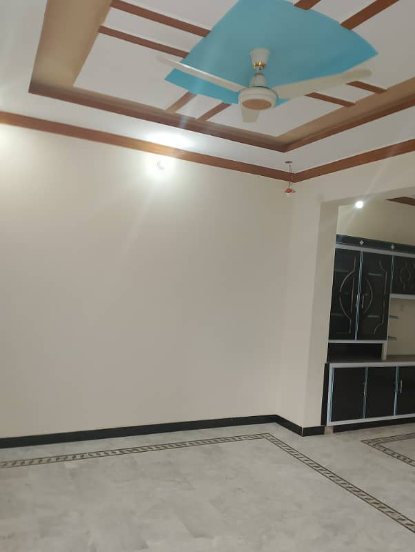 Family flate for rent with 2 bedrooms in Khanna dak Sanam Chowk isb 3