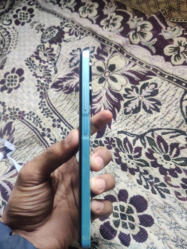 Infinix hot 30.8/128 5