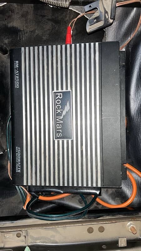 Sony explode 1800W subwoofer with amplifier 4