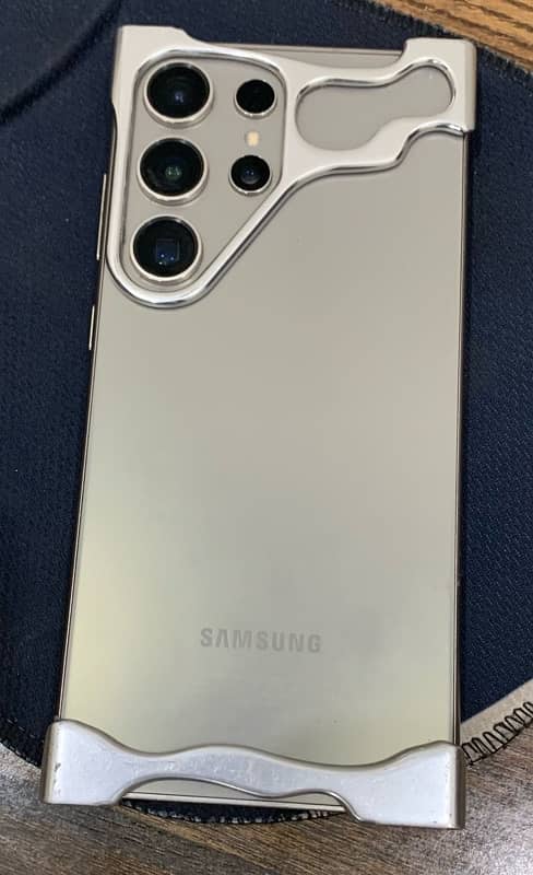 Samsung 24 Ultra 2