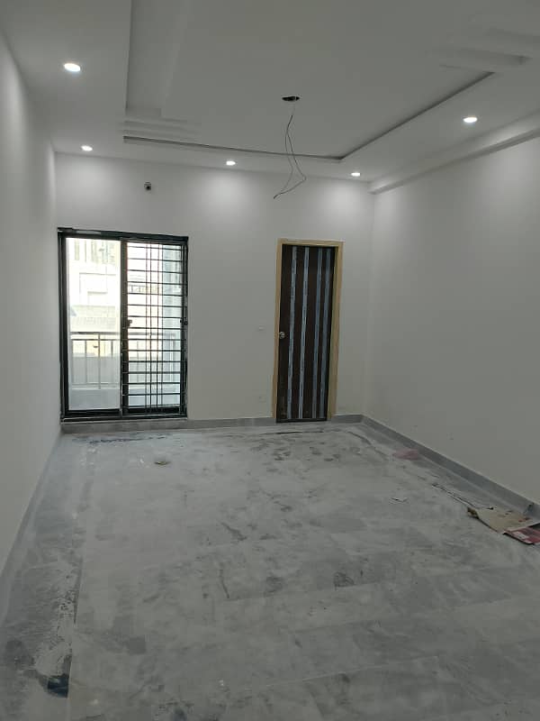 1100sqft office available for rent 3