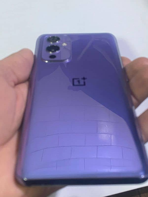 Oneplus 9 5G,  12/256, 10/10 condition 6